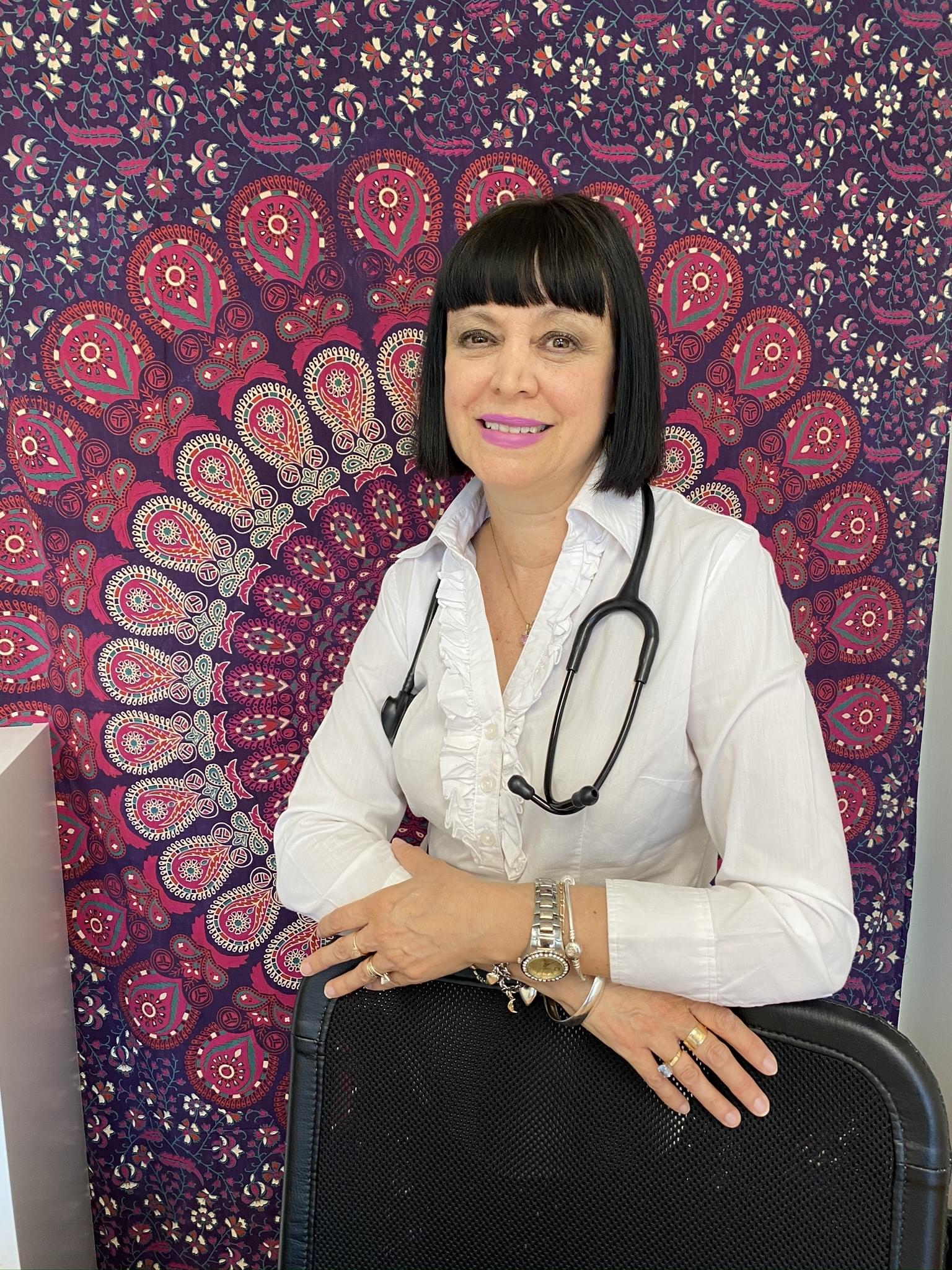 Dr Viviana Sokol